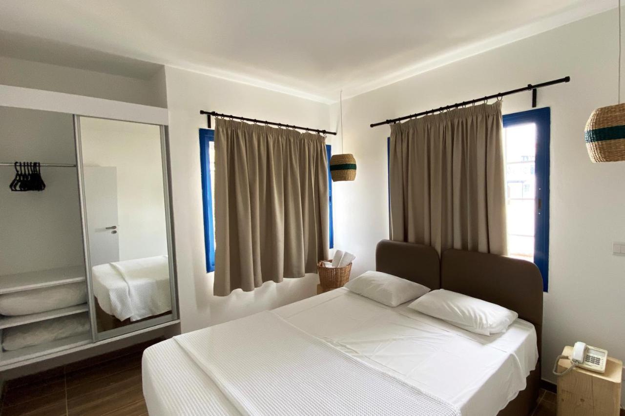Bay View Hotel Apartments Polis ภายนอก รูปภาพ